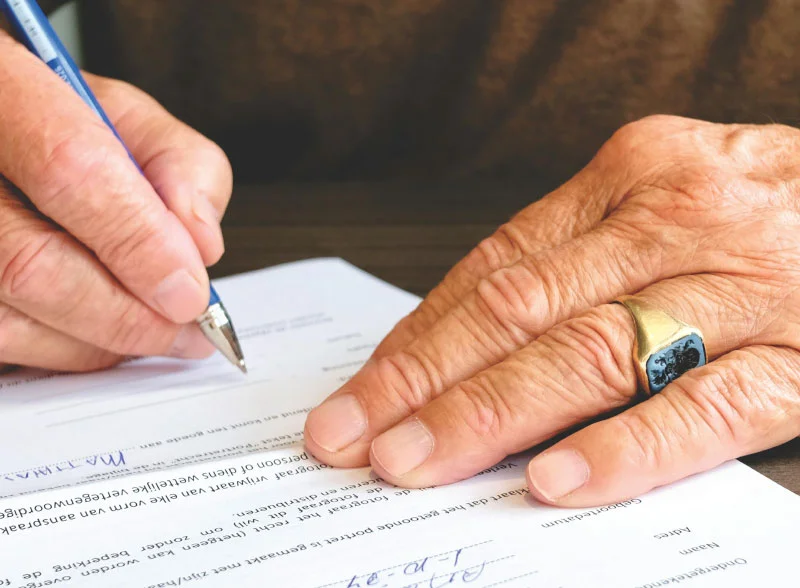 signing-contract yacht transport Seychelle